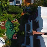 Munahan Hotel